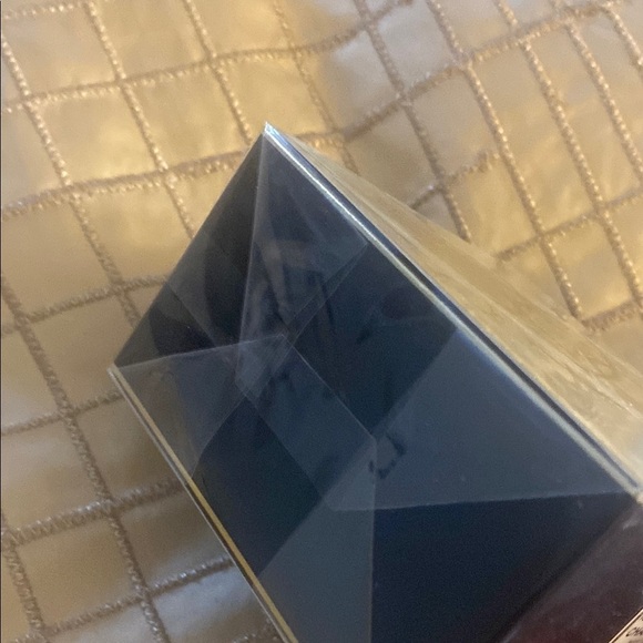 CHANEL limited Edition Coco Body Cream in Black and Gold New in Sealed packaging - Picture 5 of 6